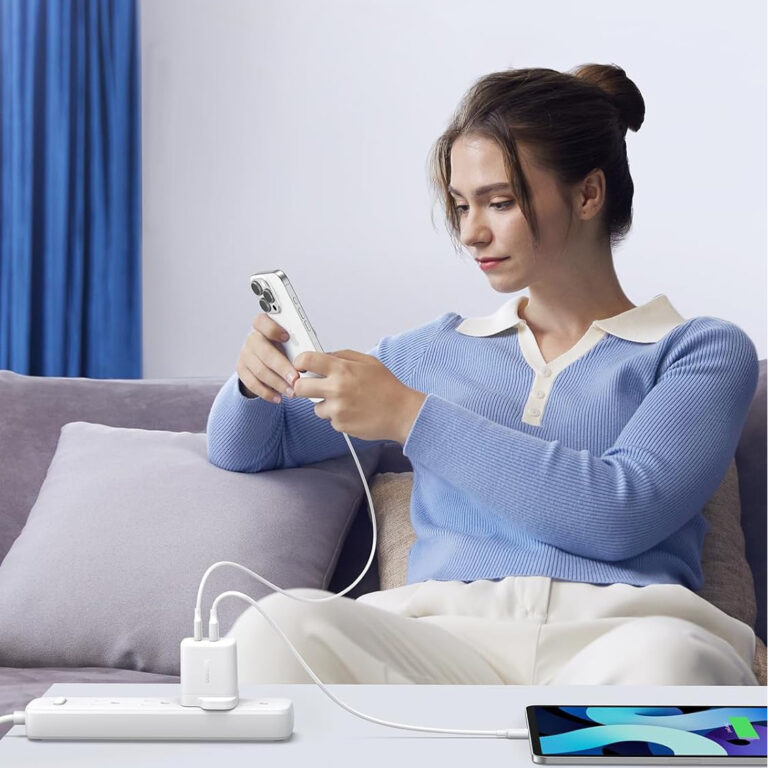 Meet the WEP Series WEG-65W-N GaN Charger