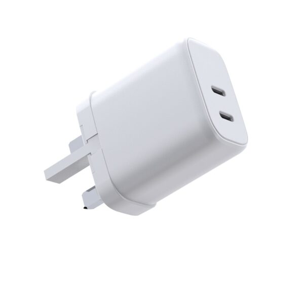 65W WET-67-CC GaN Adapter UK Plug 65W WET-67-CC GaN Adapter UK Plug